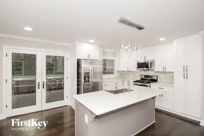 2237 Powers Ferry Dr SE, Marietta, GA 30067 - photo 5