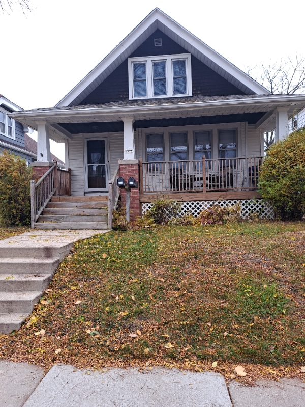 1574 S 59th St Unit Upper apartment 2, West Allis, WI 53214