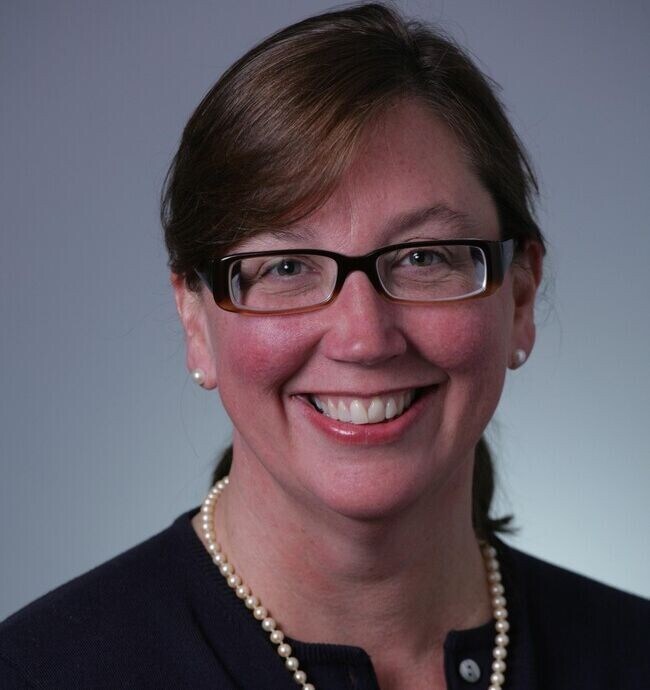 Robin Markella-Hallowell