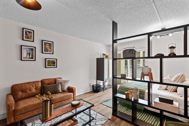 9 North, Yakima, WA 98901 - photo 3