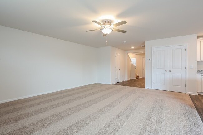 2123 Southlea Dr, Inman, SC 29349 - photo 3