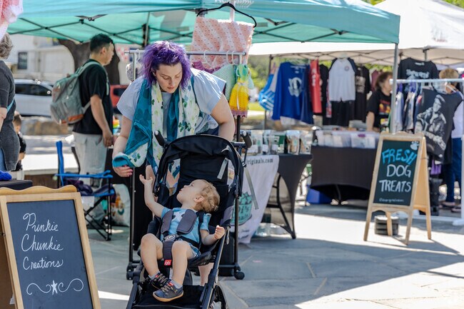 Garland's Downtown Urban Market draws families for fun and shopping.