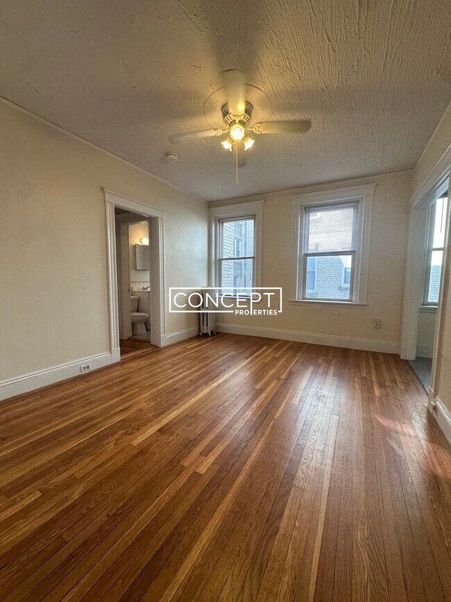 33 Walbridge St Unit 10GC, Boston, MA 02134