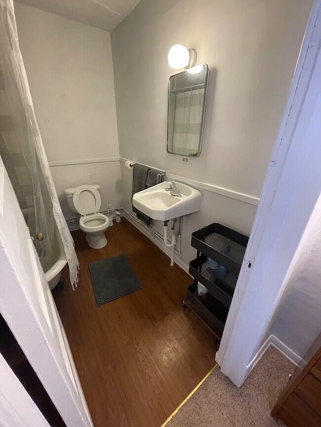 915 2nd Ave S unit 8, Fargo, ND 58103 - photo 5