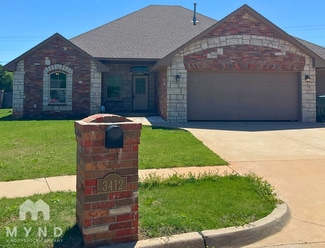 3412 Valley Hollow, Norman, OK 73071