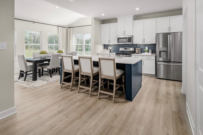 105 Barnett St, Venetia, PA 15367 - photo 2