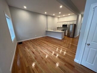 122 Cross St, Somerville, MA 02145
