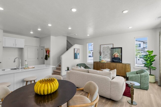 512 S 1255 W, Logan, UT 84321 - photo 2