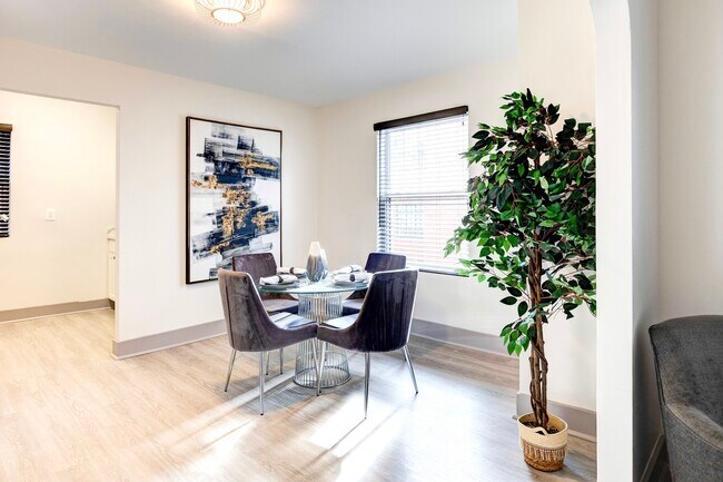 The Tobee - Cathedral St 311 (19 W. Mulberry), Baltimore, MD 21201 - photo 5