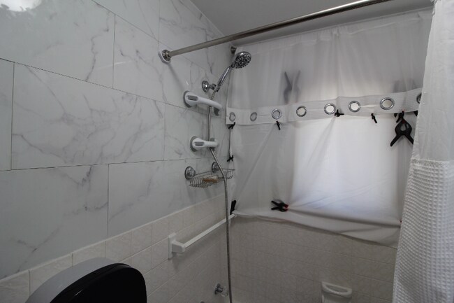 453 17th St, Windom, MN 56101 - photo 6