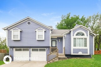 111 E Laredo Trail, Raymore, MO 64083
