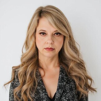 Laura Van Leuven