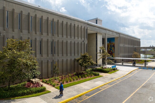 Students prepare for the future at the School for Advanced Studies.
