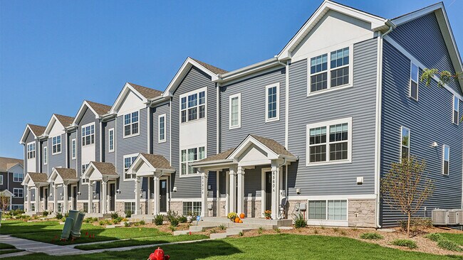 1395 Oakfield Ln, Pingree Grove, IL 60140 - photo 3