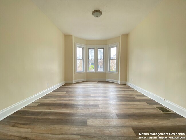 23 Union Ave unit 1, Jamaica Plain, MA 02130 - photo 2