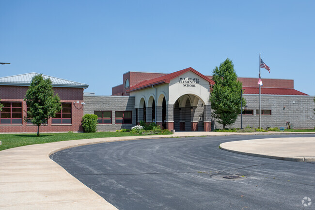 Reavis Elementary School has many clubs and activities to help their Lansing students thrive.