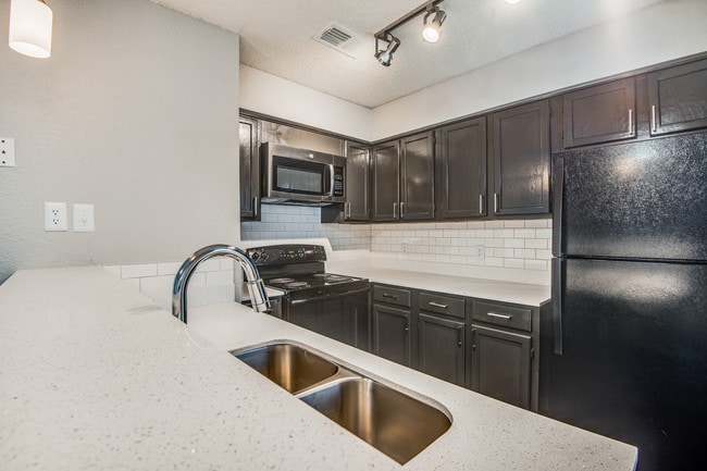 Morgan Apartments, Bedford, TX 76022 - photo 2