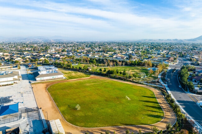 The beautiful campus of Del Sol Academy includes modern amenities for students.