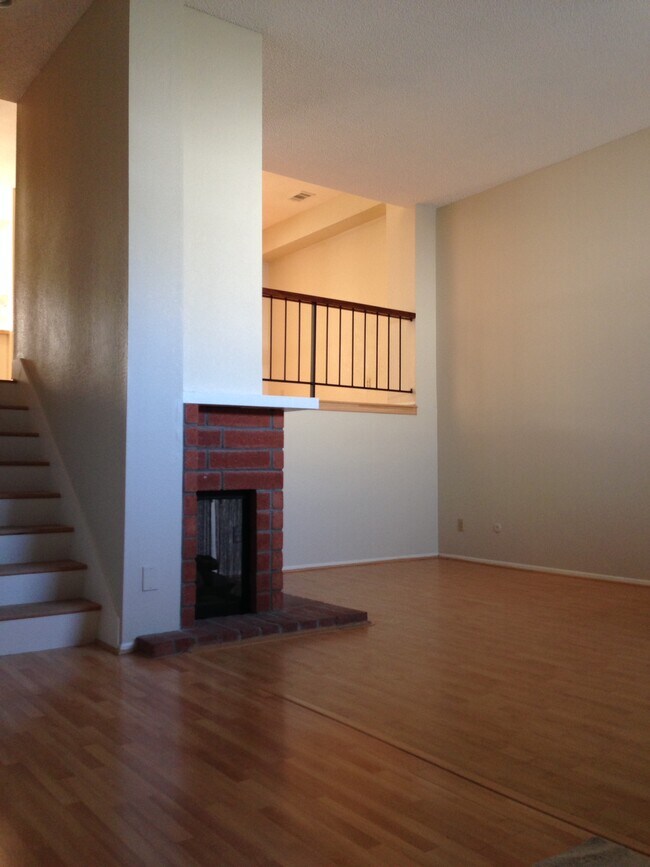 4064 Mahaila Ave Unit C - bedroom without balcony, San Diego, CA 92122