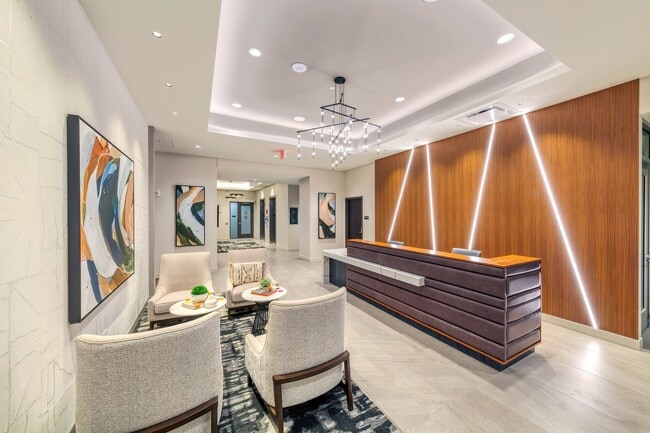 Avidor Evanston 55+ Active Adult Apartment Homes, Evanston, IL 60201 - photo 4