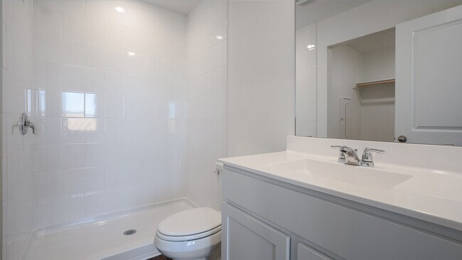 1122 Celosia Loop unit 36199674, Kyle, TX 78640 - photo 6