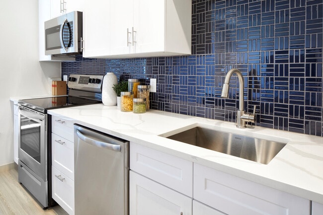 Bloom at Cherry Creek, Glendale, CO 80246 - photo 3