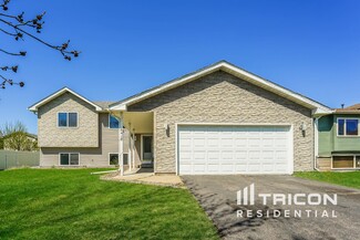6418 110th Ave N, Champlin, MN 55316
