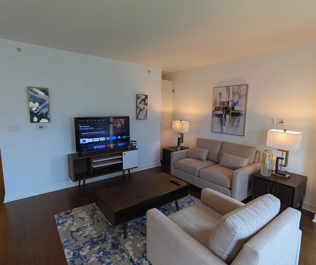 900 10th St NW unit ID1340526P, Washington, DC 20001 - photo 2