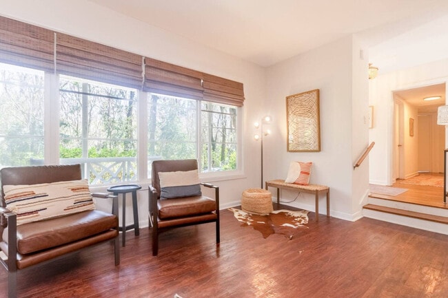 318 SW 27th St unit ID1359097P, Gainesville, FL 32607 - photo 7