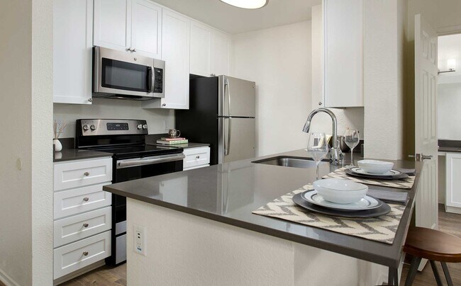 eaves Seal Beach, Seal Beach, CA 90740 - photo 7