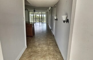 3080 N Course Dr Unit Gorgeous 2 bed 2 bath, Pompano Beach, FL 33069