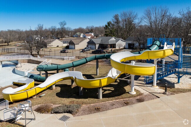 Make a splash with family and friends at Farmington Water Park.