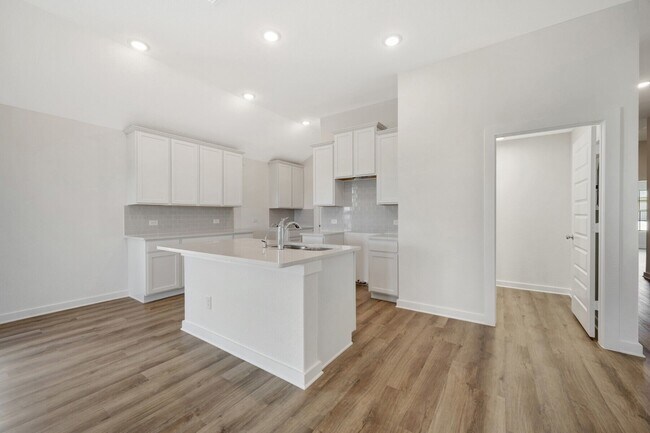 6215 Persimmon Lake, San Antonio, TX 78245 - photo 3