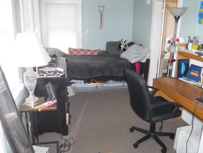 32 College Ave unit B, Orono, ME 04473 - photo 7