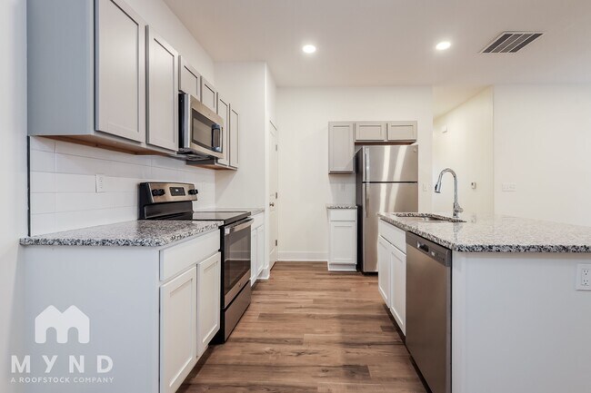 5802 E Bristol Cir, Bel Aire, KS 67220 - photo 7