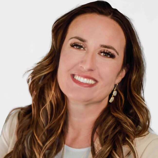 Linda Fewell Real Estate Agent in Graford, TX