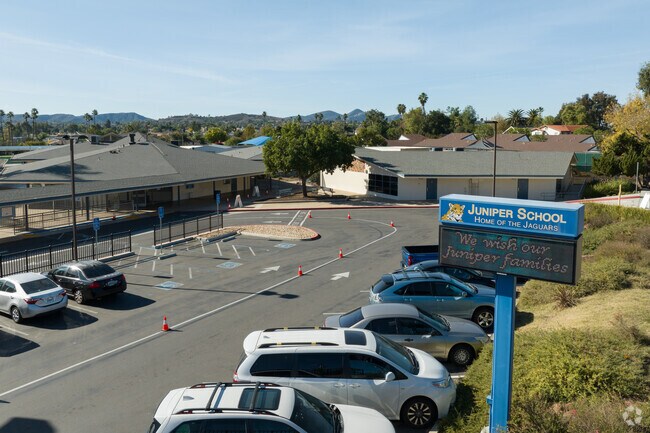 Juniper_School
