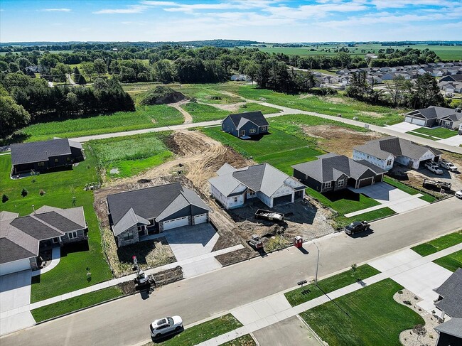 11-Emerald Dr-011.jpg