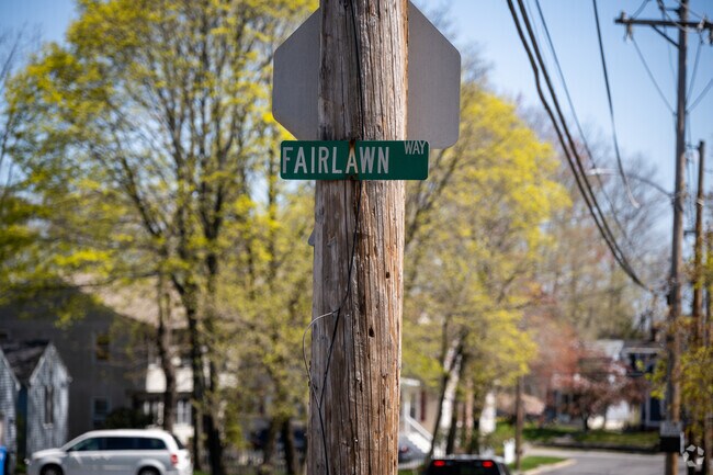 Foster a love for lifelong learning at Blackstone Valley School in Lincoln, RI.