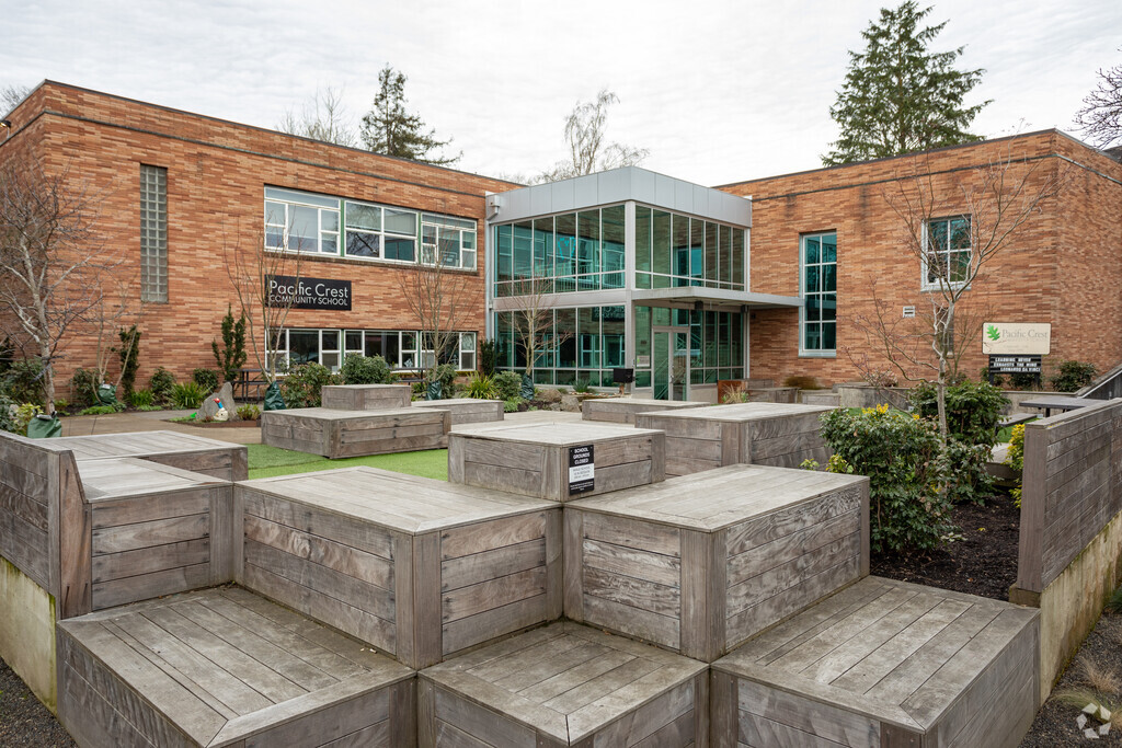 Entrance and Play Area at the Pacific Crest Community School in the Kerns Neighborhood.