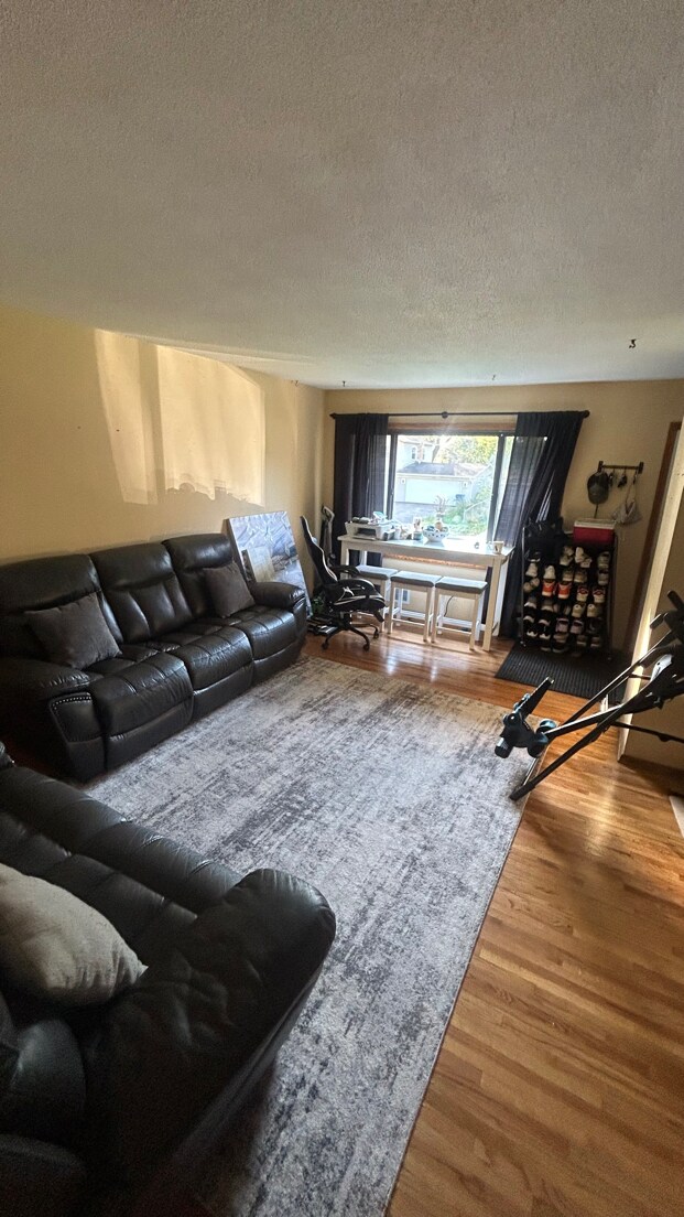 3640 Oak Terrace, White Bear Lake, MN 55110