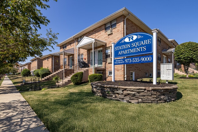 Station Square Apartments – Modern Living with Parking Included, East Rutherford, NJ 07073 - photo 6