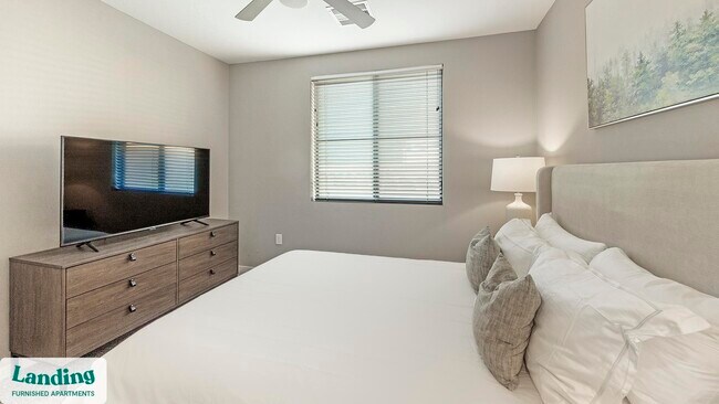402 W Lincoln St unit 271.1409056, Phoenix, AZ 85003 - photo 3