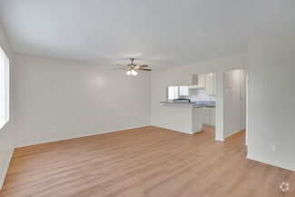 2704 W Lincoln Ave, Anaheim, CA 92801