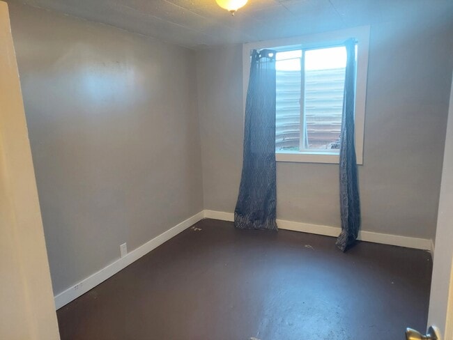 410 S 100 E, Kanab, UT 84741 - photo 5