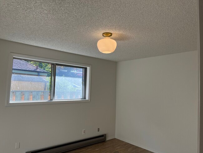 343 NE 63rd Ave, Portland, OR 97213 - photo 6