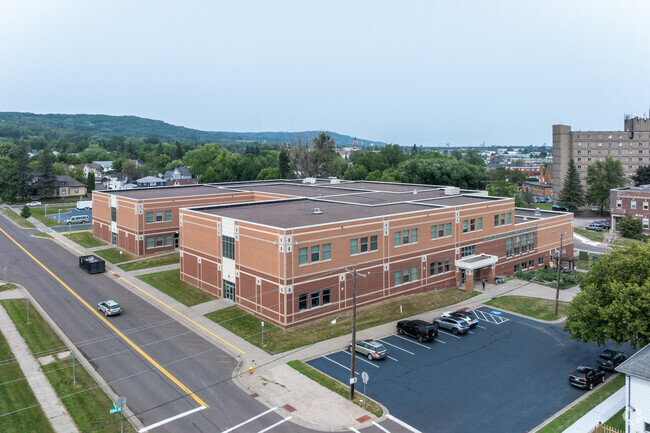Laura MacArthur Elementary School has an overall C+ rating on Niche.