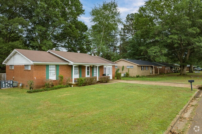 Areas of Senatobia developed in the mid-20th century feature distinctive wide, low ranch homes.