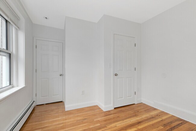 122 Prince St unit 4, Boston, MA 02113 - photo 7