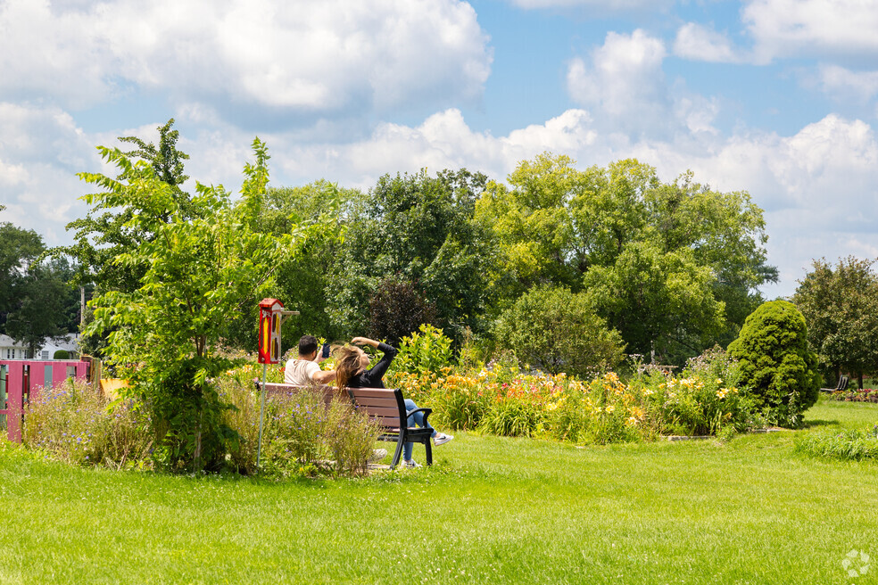 NH_Kenwood Park_550478_P2_091624